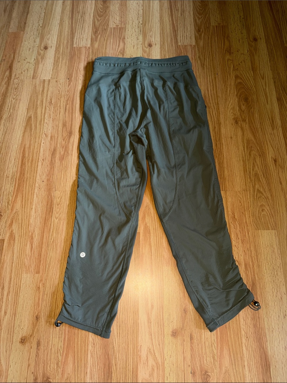 Lululemon Dance Studio Mid Rise Crop Pants Size 4 - Picture 6 of 6